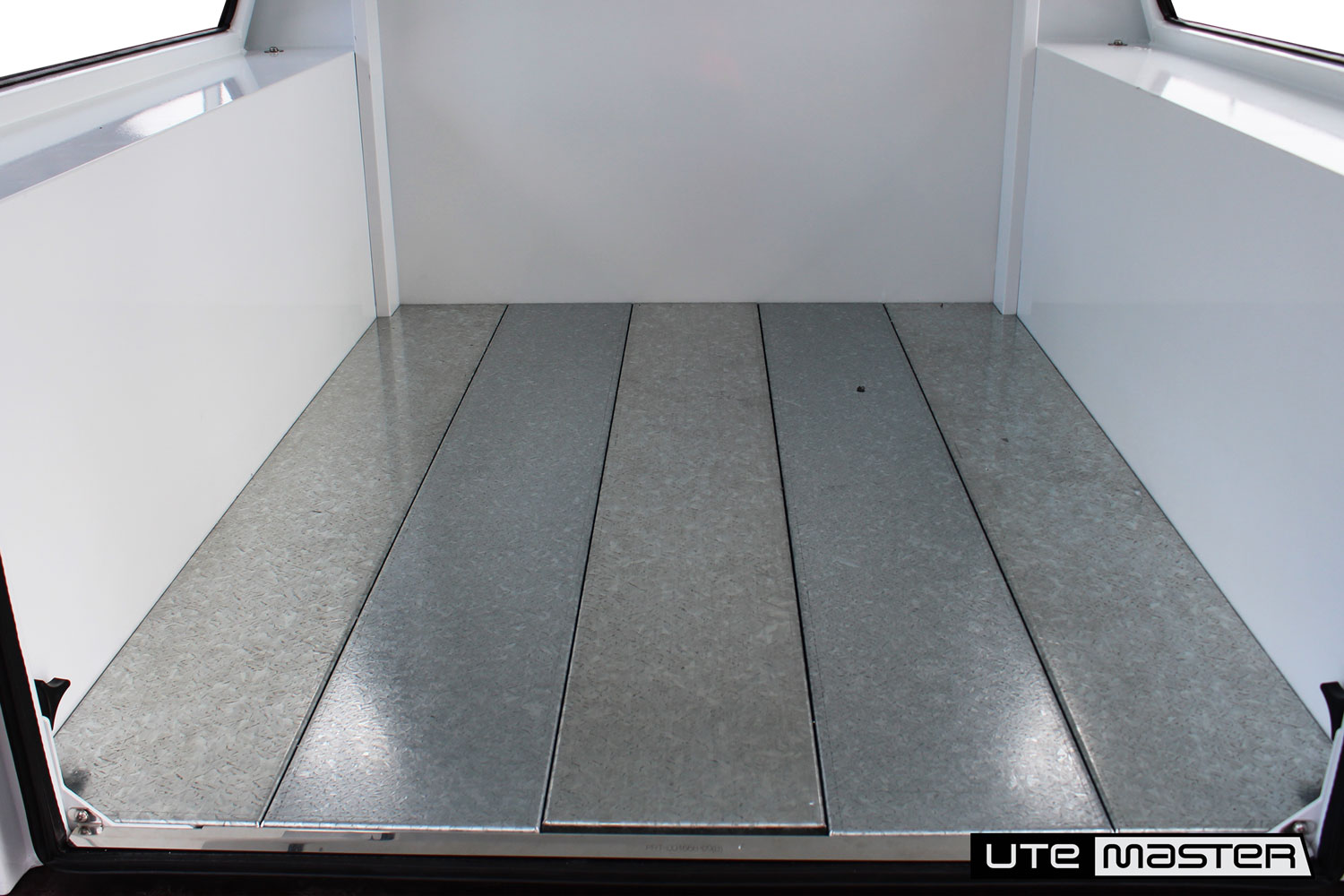 Lift Off Toolbox to suit Commercial Ute Removable Toolbox by Utemaster Lift off box body