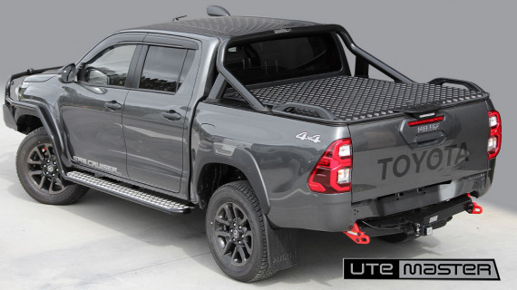 Toyota Hilux SR5 T Custom Load Lid Sport Bars Ute Grey Central Locking Utemaster