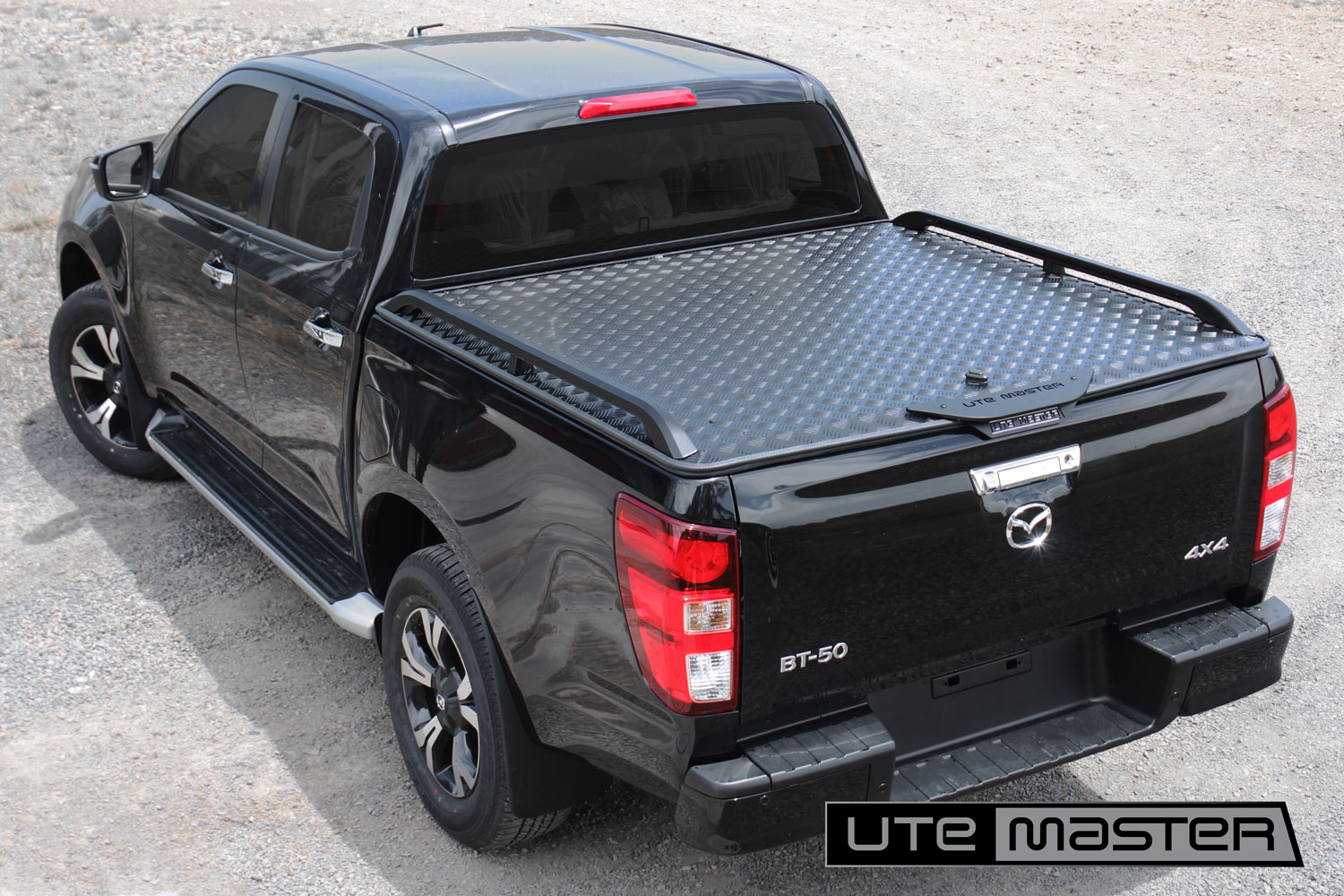 2020 Mazda BT50 with Utemaster Ute Hard Lid