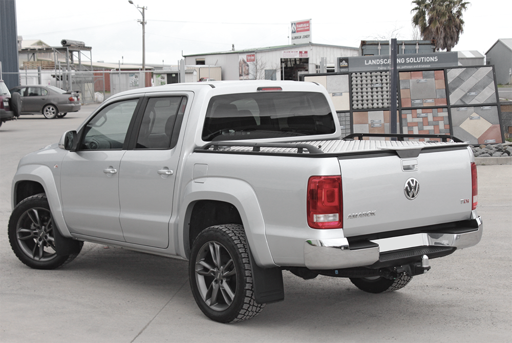 Volkwagen Amarok Load Lid Standard