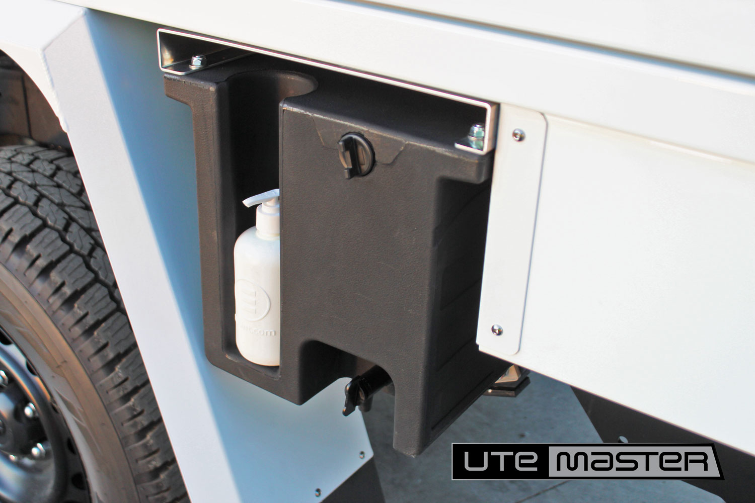 Utemaster Hand Wash Tank Hand Seriliser Disinfectant