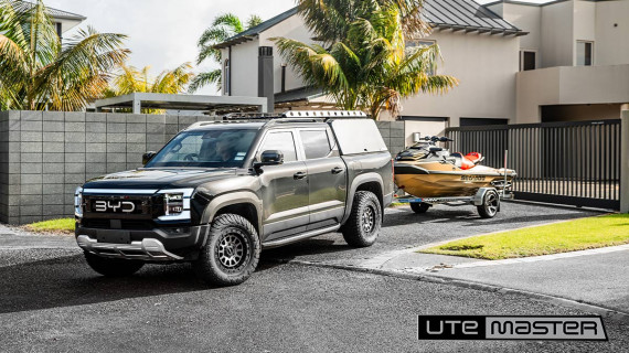 BYD Shark 6 Towing Jetski SeaDoo Water Sports Utemaster Centurion Canopy