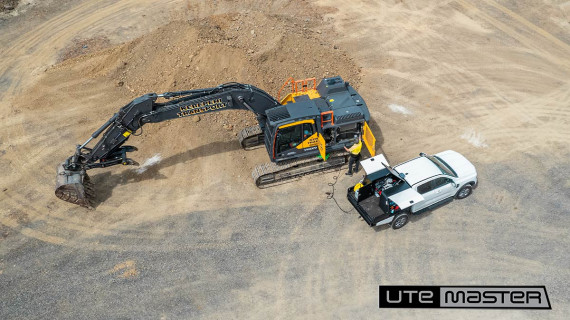 Heavy Diesel Service Mechanic Fitout Fleet Utemaster TrailCore Tray Body