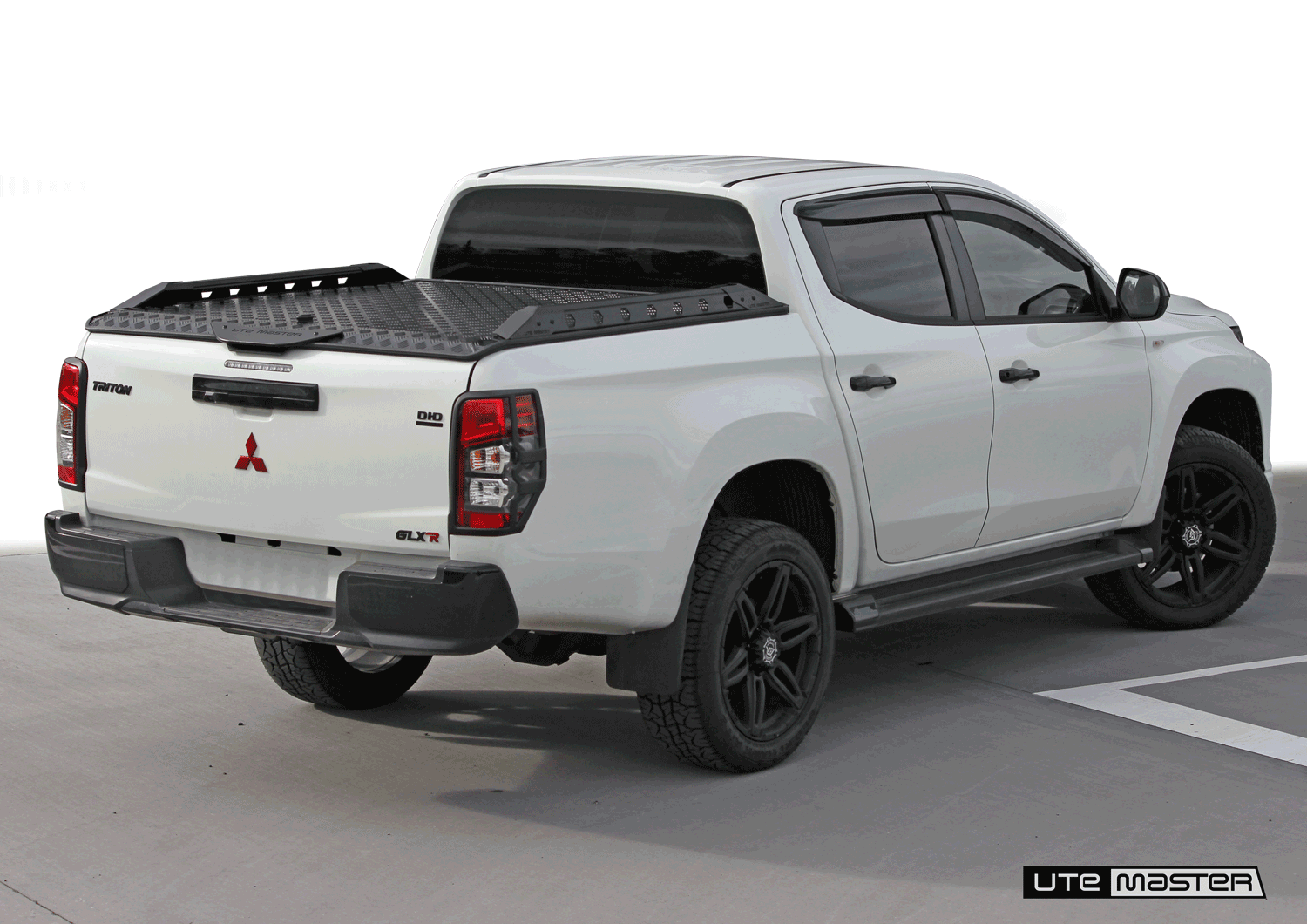 Mitsubishi Triton Hard Lid Utemaster