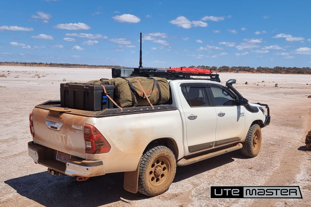 Toyota Hilux SR5 White Utemaster Load Lid  Ute Hard Lid 4x4  4WD Ute carrying Swags