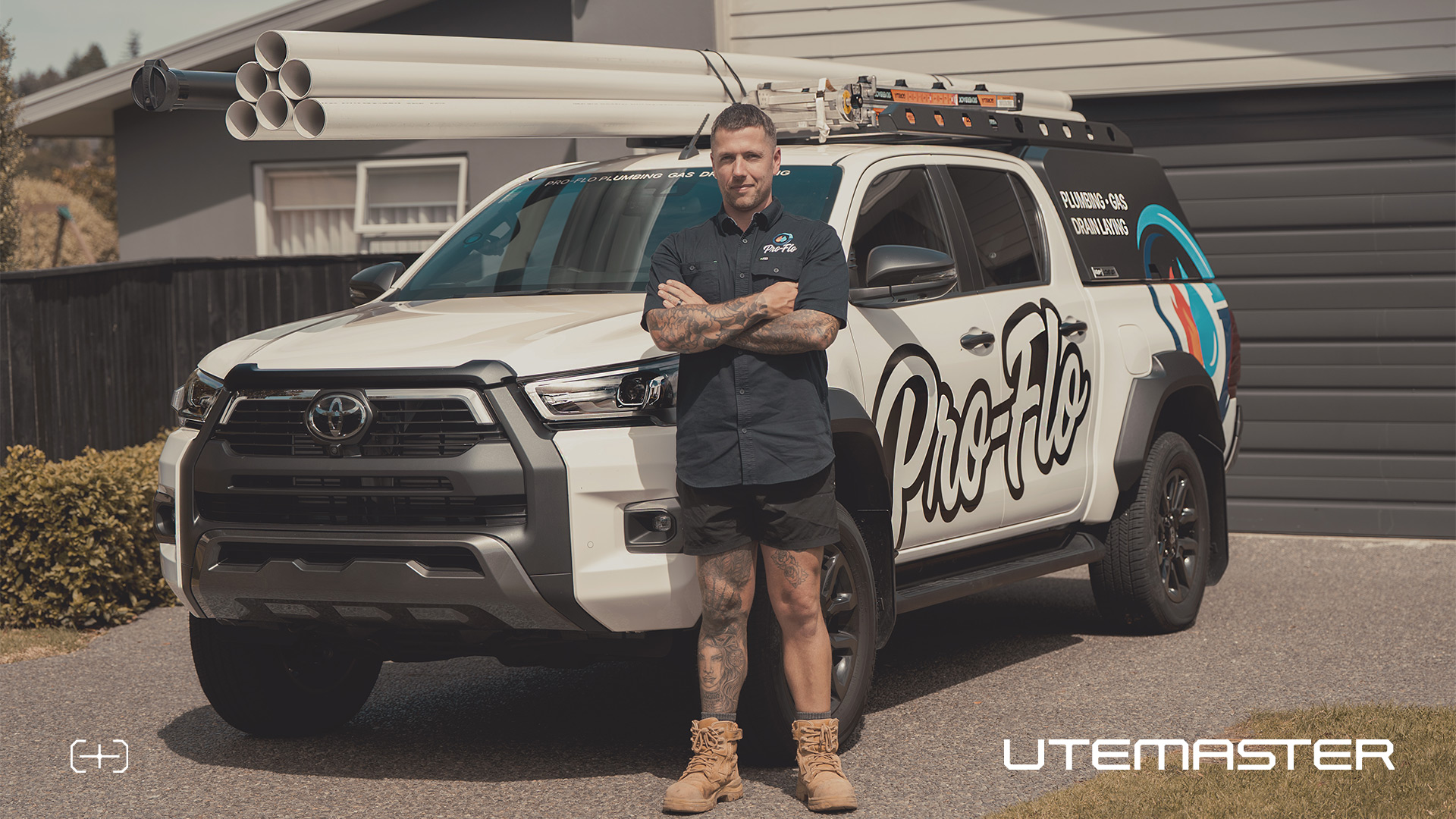 Toyota Hilux Canopy Ute White Plumbing RoofRack Utemaster Centurion 1