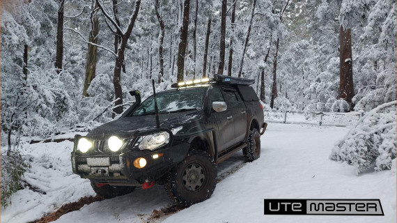 Triton Tub Canopy Snow 4wding