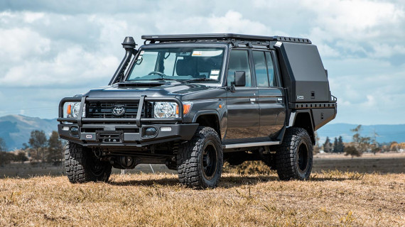 Utemaster TrailCore Tray Canopy Setup to suit Toyota Landscruiser 2025 Grey Ute Tray Canopy